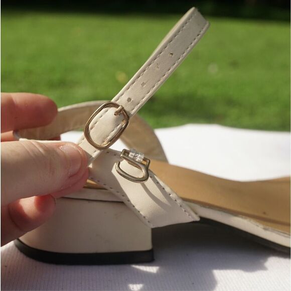 Chic Ivory White Strappy Low Block Heel Sandals - Picture 5 of 7